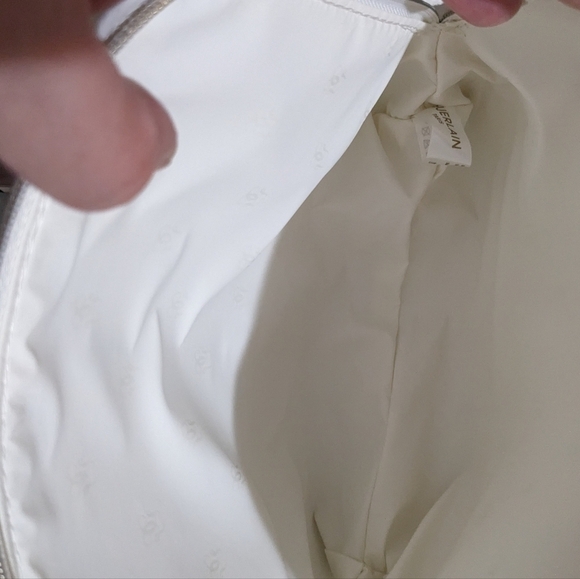 Guerlain Paris makeup bag beauty bundle - Picture 3 of 12